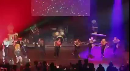 Happy new year!!! Starting the year off with a full live show streaming on Jan 3rd!! So excited for you all to experience this performance Link below - https://www.arevea.com/event/neon-hitch-homecoming-concert-uk-03JAN2022 Get you tickets now!! ❤️🎉🎪🤸 | Neon Hitch