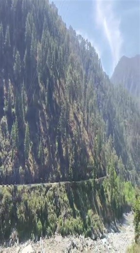 पहाड़ों में ऐसा नजारा कभी नहीं देखा होगा#naturalbeauty #pahadi#naturalartistry #travel #uttarakhand