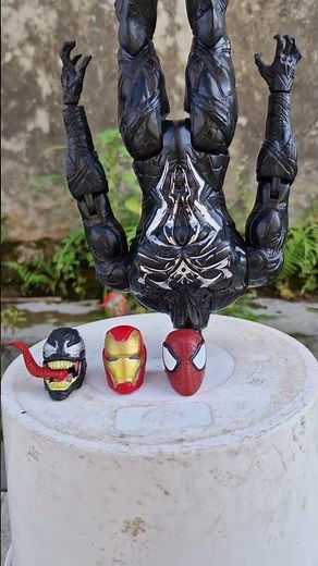 Spiderman And Hulk And Ironman And Venom Swapped Their Heads #marveltoys #spiderman