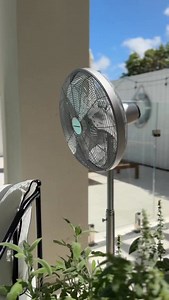 ad| Bringing the breeze to our alfresco ✨ The @dynabreeze 400mm smart fan is weatherproof (IP65) and perfect for indoor or outdoor spaces. 12 speeds, app and remote control, and super quiet airflow… this setup is my new favourite place to sit. Available at @bunnings | House vs Sarah