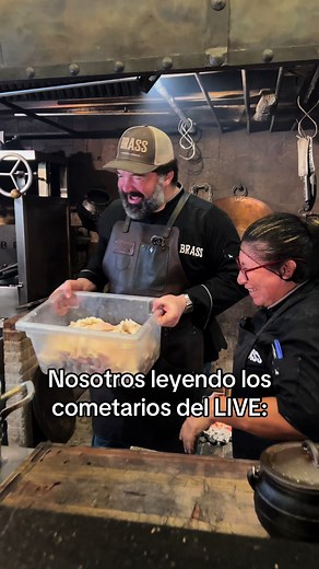 Machetes Doña Tere and Brass Cancun: Reading LIVE Comments with Antonio Garza