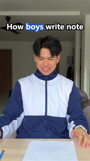 Boys vs Girls Note-Taking Styles Explained