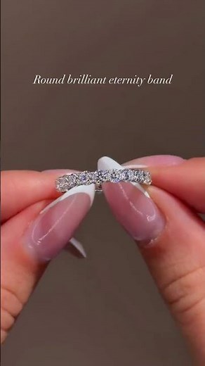 The Perfect Bridal Ring Set Guide | Styles & Inspiration #luxuryjewelry #engagementring