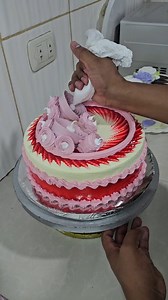 tutorial de decoración de pastel con jalea | El mundo de la pasteleria