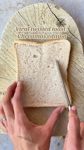 🤤🤤 viral twisted toast - made with cinnamon sugar and topped with custard and raspberry. SO good! #toast #toasthack #twistedtoast #food #foodhack #easyrecipe #recipe #snack #bread #eats #foodtok #fy #fyp #fory | Kitchen Love Stories