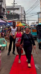 77K views · 1.2K reactions | Making the world brighter, one red carpet step at a time ✨ Which moment made you smile?  . . #fyp #reels #redcarpet #newyear #viral | Redcarpet.king | Facebook