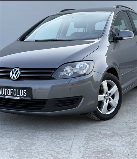 💥VOLKSWAGEN GOLF PLUS 💥 📅Rok produkcji: 2010 ⛽ Silnik: 1.6 diesel 💪 Moc: 105 KM 🛣️ Przebieg: 273.000 km Wkrótce więcej informacji i nagranie z prezentacji 🎬 _______ Nowa dostawa, nowość, komis samochodowy, sprawdzone auta #nowadostawa #sprawdzoneauta #vw #golf #komis