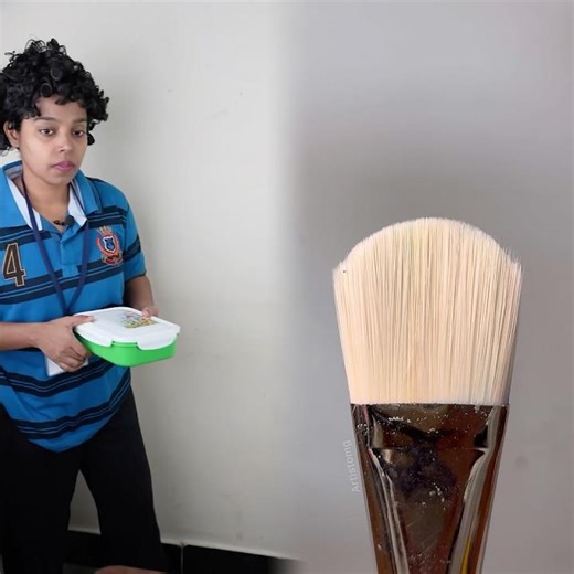 Me VS my Friend At Lunch Break 😀 Eating Pizza #shorts