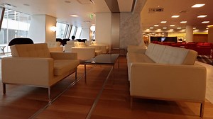 A Look Inside - New Qantas First Lounge @ LAX - Tom Bradley International Terminal