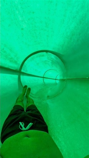 Green Barracuda Water Slide Ride 💚💦 | Tikibad 🇳🇱