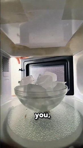 Why Ice Doesn't Melt Fast in a Microwave? 🤯