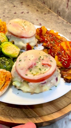 What to cook for dinner tonight? Tuna melt time. 李 Chunky tuna on a toasted English muffin, juicy tomato, and melty cheese — plus roasted Brussels sprouts, smashed potatoes, and deviled eggs. Perfect combo. Subscribe for free recipes & tips: https://thebaltimorecateringcompany.com #BaltimoreCatering #TunaMelt #EnglishMuffin #DinnerInspo #HomeCooking #ComfortFood #BrusselsSprouts #SmashedPotatoes #DeviledEggs #BaltimoreEats #FoodieLife #CookingAtHome | Michael Berkman | Facebook