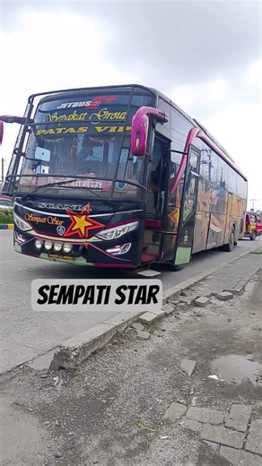 BUS SEMPATI STAR