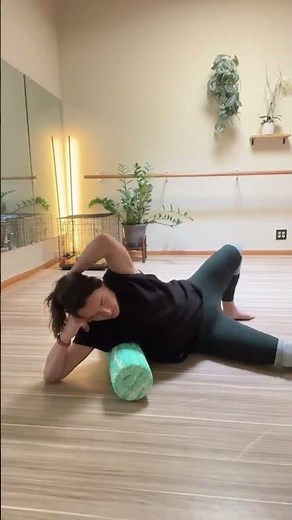 Tech Neck Fix in 1 Minute — Foam Roller Stretch for Instant Neck Pain Relief #foamrolling #neckpain