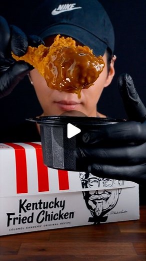 Zach on Instagram: "@kfc extra crispy chicken & gravy #asmr #mukbang #asmreating #eating #eatingsounds #friedchicken #kfc"