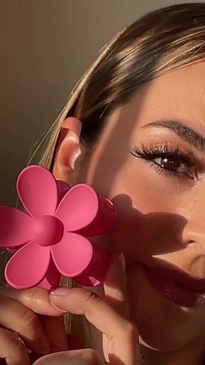 Flower Hair Clip Hairstyle Tutorial