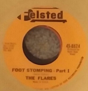 The Flares / The Ramrocks - Foot Stomping