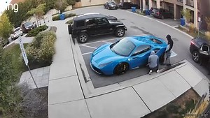 283K views · 3.4K reactions | Ferrari was stolen in less than 10 seconds that’s crazy #ferrari #fbreels23video #fbreels ￼ | LAPS OF LUX | Facebook