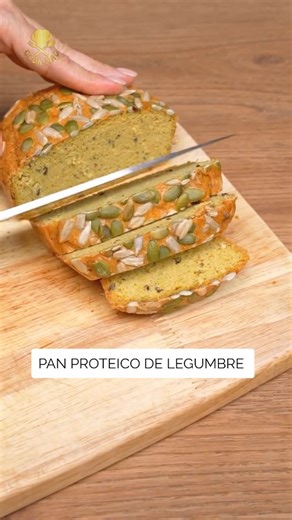 Mejora tus Hábitos y Transforma tu Cuerpo on Instagram: "🍞 Pan proteico de legumbres (casero y saludable) ¡Anímate a probarlo! Un pan nutritivo, alto en proteína y perfecto para reemplazar el pan tradicional. Ingredientes (para 1 tipo de pan): 1 taza de legumbres a elección (lentejas rojas, lentejas tradicionales remojadas desde la noche anterior o garbanzos cocidos) 2 huevos 1 cucharada de aceite de oliva ½ cucharada de polvos de hornear Sal y Pimienta u Orégano a gusto 1 cucharada de semillas