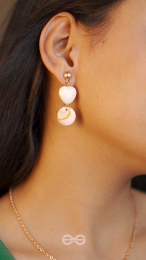 15K views · 51 reactions | Shells, sun, and serenity – our shell collection brings the essence of the shore to your wardrobe! ⛱️ Product Details: 1. THE BEACH BUNNY- GOLDEN EMBELLISHED EARRINGS Code: JEW1105009 2. THE BEACH ROMANCE- GOLDEN EMBELLISHED NECKLACE (With anti-tarnish coating) Code: JEW1104981 3. THE OCEAN WONDER- GOLDEN EMBELLISHED BRACELET Code: JEW1104978 #beachwear #shell #jewelrystyle #stylingtips #Everstylish | EverStylish.com | Facebook