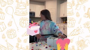 Send A Cake SendaCake Jackpot Billionaire Box Explosion Gift - Delicious Cakes for Delivery - Gift for All Ages & Ideal for All Occasions