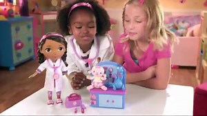 Just Play Doc McStuffins Magic Talkin' Doc and Friends