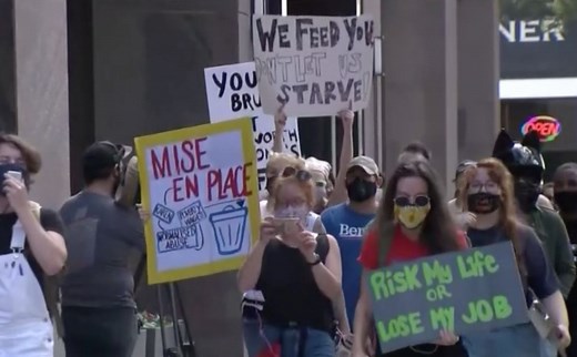 451K views · 720 reactions | Since unemployment benefits have been suspended, food insecurity has grown. CNN's Ed Lavandera goes to a Texas food bank where thousands line up for up to three hours for the 10,000 boxes available. https://cnn.it/2PJhZv6 | CNN Replay | Facebook