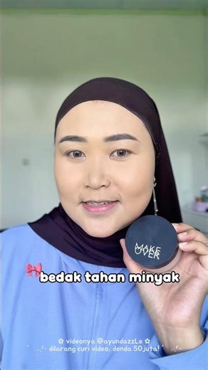 Make Over Silky Smooth Translucent Powder! The loose powder recommended by MUAs!