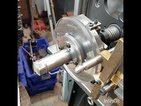 Turning a oval box on my Lindow Rose engine lathe