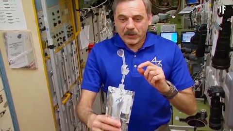 Colonizing the Moon: What Life Would Really Be Like