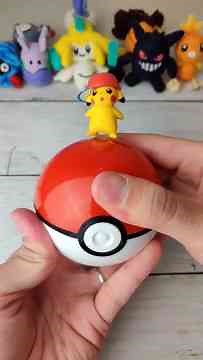 Voltorb Reimagined Satisfying Pokémon-Inspired Art