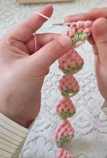 Beginner-Friendly Knitting Tutorial: Easy Yarn Project in 30 Minutes#Knitting #HandmadeCraft