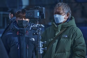 「コネクト」三池崇史監督、チョン・へインらキャストのインタビューと鬼気迫る4分メイキング映像解禁！