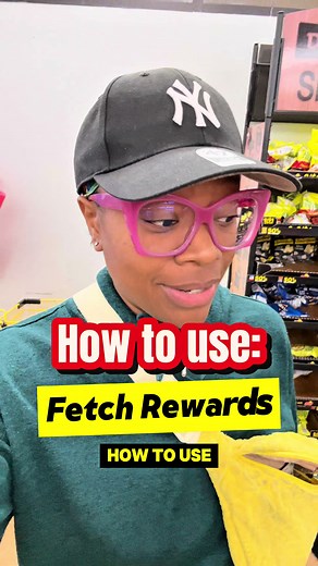 How to use the Fetch Rewards app to earn points to redeem for gift cards! ⭐️New to Fetch Rewards? Use code EGN1P to join and earn bonus points after submitting your first receipt. #savingmoneyhack #fetchrewards #couponing101 #budgetshopper #rebateapps