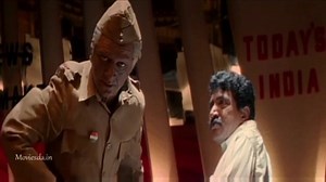 "Ellarukum vanakkam, I'm a girl and Naan onsite la work panraen. Enaku indian nu perumai iruku aana ipo nadakurathu lam paakum pothu ena ooru da ithu chai nu thonuthu. Enoda work panra foreigners lam namma naada pathi pesum pothu lam poor country, unsafe country nu solraanga. Poor country nu sonna kuda enaku manasu valikala. Athu population jaasthi change aaga naal aagum nu soliduvaen. Aana ponnungaluku safe ae ila, naanga tour vanthapa en girlfriend ah ellarum thodrathu, hair ah pudikuruthu nu 