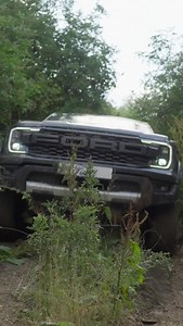 Yuki’s out here making off-roading look easy … the Ranger Raptor helps a bit too. Check out the full off-road lesson with Yuki and Nani on our YouTube. | Ford Racing