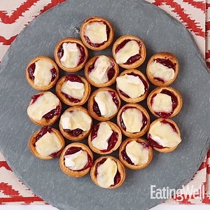 3-Ingredient Cranberry-Brie Bites RECIPE HERE: https://trib.al/Yo0qyEf | EatingWell