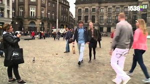 This stuff never happens when I'm around ☹️ : 20140825 6912 SuperStudent Maandag - YTboob