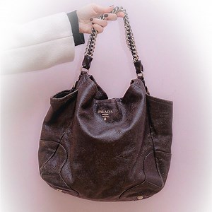 👜 Vintage PRADA Cervo Lux Hobo Chain Bag - Burgundy Craquelle