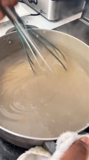 A simple Ghanaian breakfast Hausa koko with koose #hausa #koko #ghanafood #fyp | Aisha Gariba | Facebook