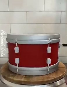 Fondant drum cake | Timon151