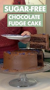 AD | I recently discovered the @purevia_uk range and I couldn’t believe how good it was! No nasty aftertaste and so easy to use! A straight swap for your regular sugar. It’s fab if you’re looking to cut down your calories or avoid sugar spikes. I decided to challenge @rubysear to try her favourite cake that I make her, but sugar free! I love having Ruby over to bake we have loads of fun and baking banter 🥰 she absolutely loved this cake, and bonus result... it’s way less calories too, perfect i