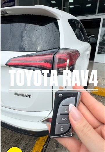 Duplicado de llave completa con control para Toyota RAV4 🚙✅ Duplicado en control retráctil, programado y manteniendo todas sus funciones de fábrica en uno solo 🔑✨ 🚨 No esperes que sea tarde para realizar tu duplicado … 📍 Visítanos en El Crisol, PH Mystic Hills, a 300 metros de la Ricardo Pérez, ave. Domingo Díaz También puedes encontrarnos en Waze o Google Maps como DUPLIKEY @duplikeypanama Cotiza aquí tu duplicado 📲 507 6144-9262 @duplikeypanama . . . . . #duplikeypanama #duplicadodellaves