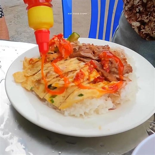 Hidden Pork Porridge & Nom Banchok Paradise! 🥣✨