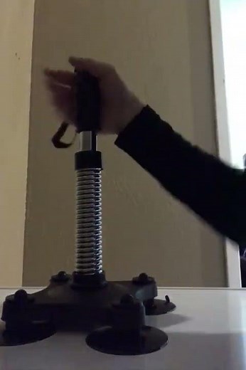 Amazon Arm Wrestling Trainer demonstration