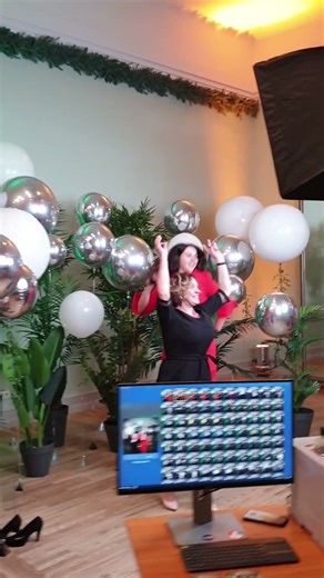 Matrix-Style Bullet Time Booth with AR Prints