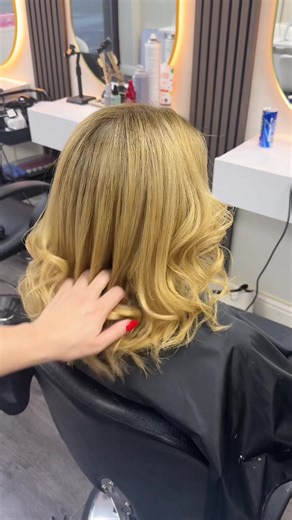 Blonde Hair Color Ideas for a Bright New Look