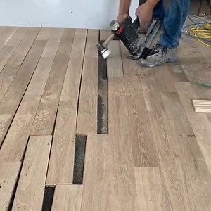 2.7K views · 18 reactions | It's Monday! Get after it! Laying some white oak like a boss. Efficiency is king. This is @picassosflooringdesigner at work, creating a beautiful floor for a lucky homeowner. | TOOLS by Design | Facebook