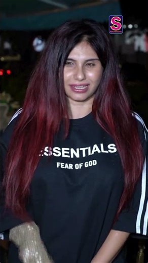 Costume change? Tanya Chatterjee shows us how it’s done, wowing everyone with her style switch!