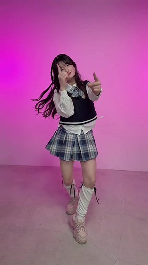 まりちゃんの新しい制服スタイル